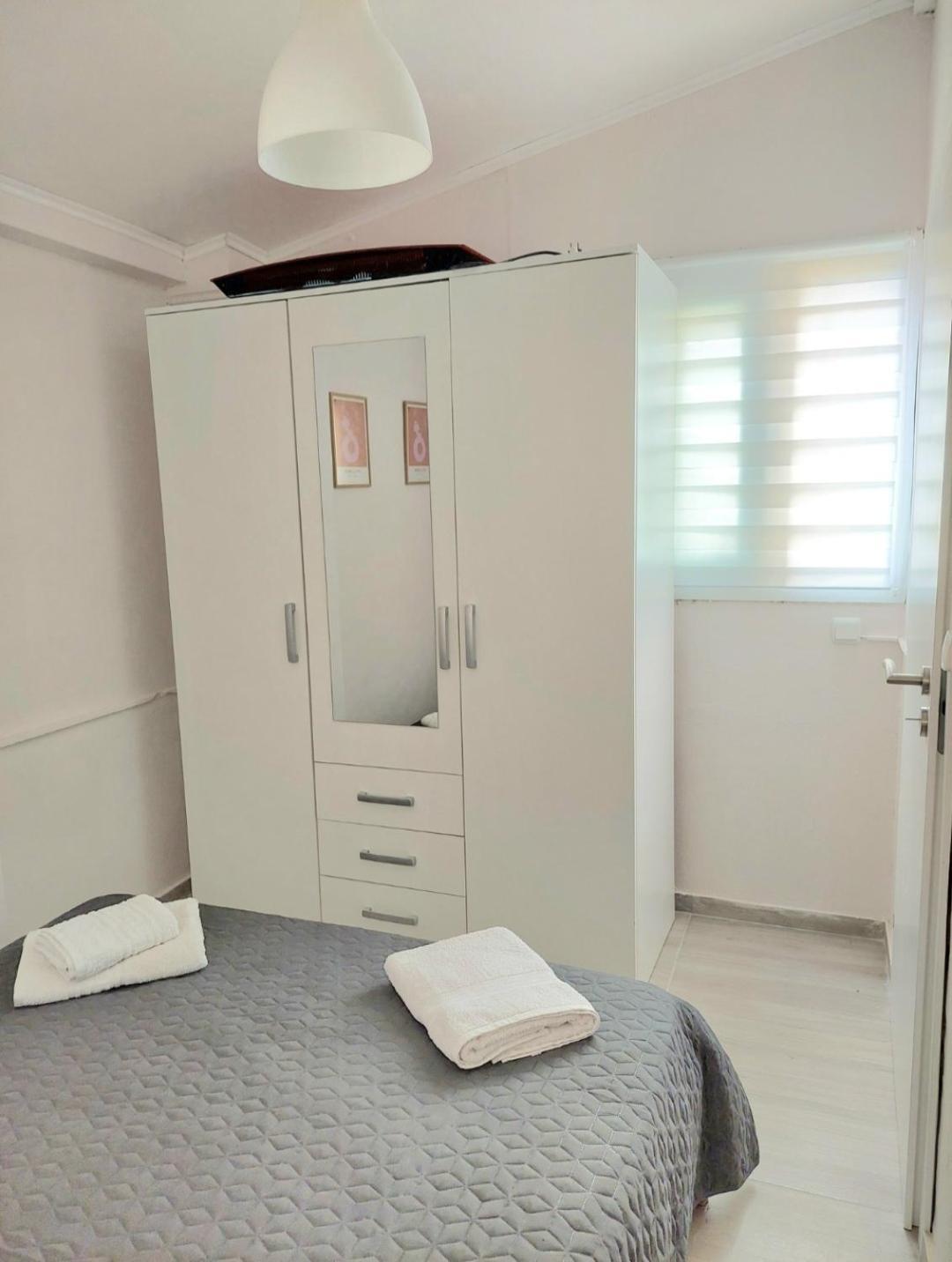 Thanos Guesthouse Corfu Άγιοι Δέκα Εξωτερικό φωτογραφία