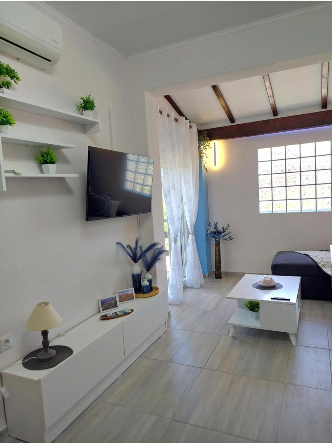 Thanos Guesthouse Corfu Άγιοι Δέκα Εξωτερικό φωτογραφία