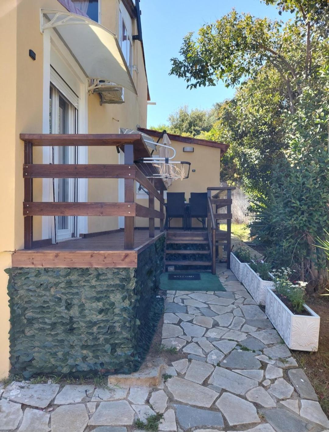 Thanos Guesthouse Corfu Άγιοι Δέκα Εξωτερικό φωτογραφία